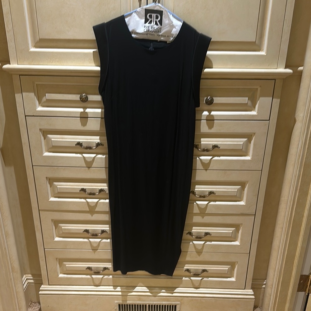 Gently used Veronica Beard Black Dress 8